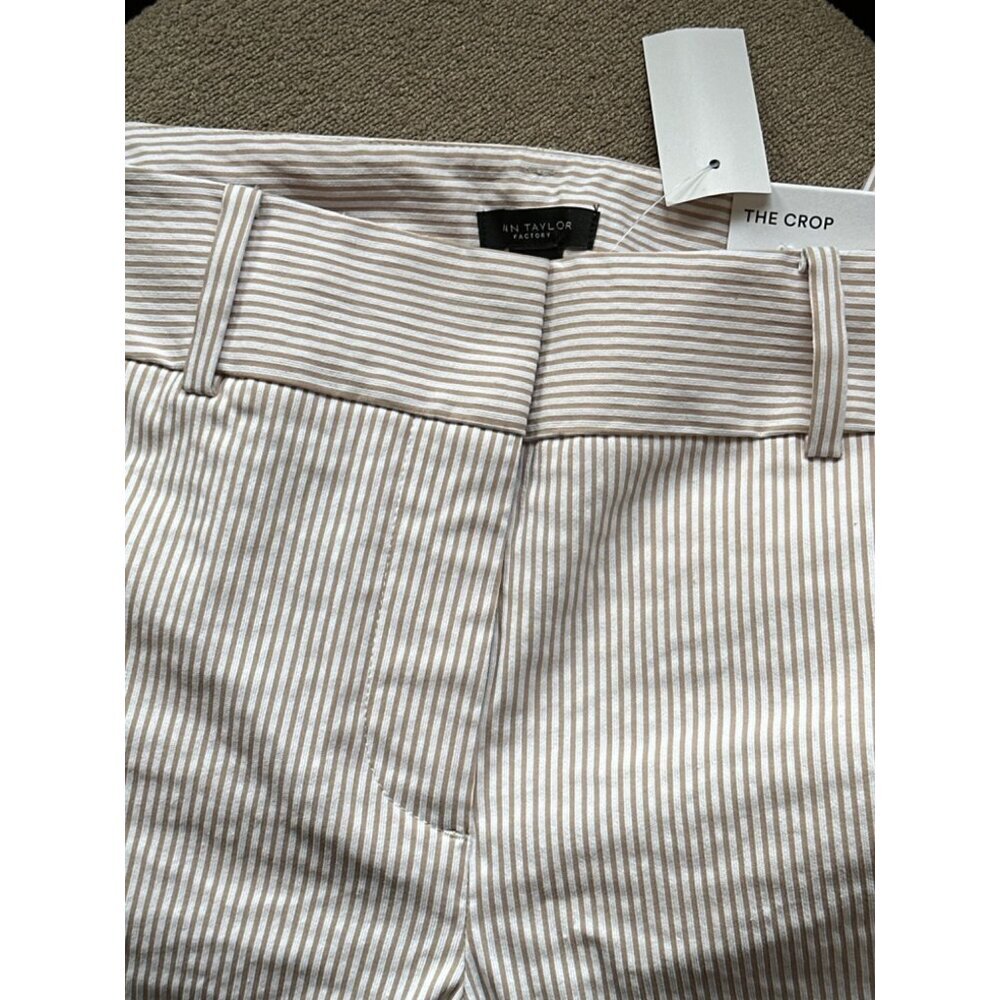 Seersucker Striped Ann Taylor Crop Mid-Rise Slim leg